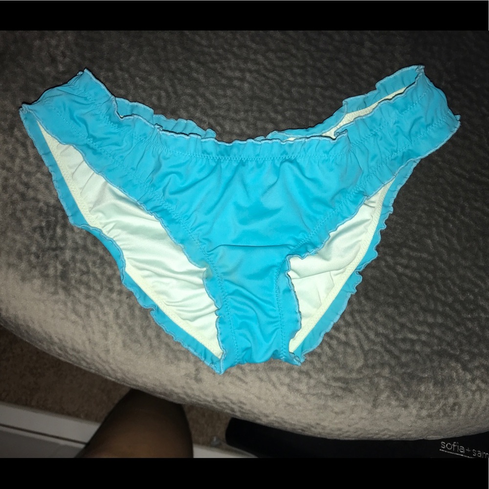 Victoria Secret Cheeky bottoms